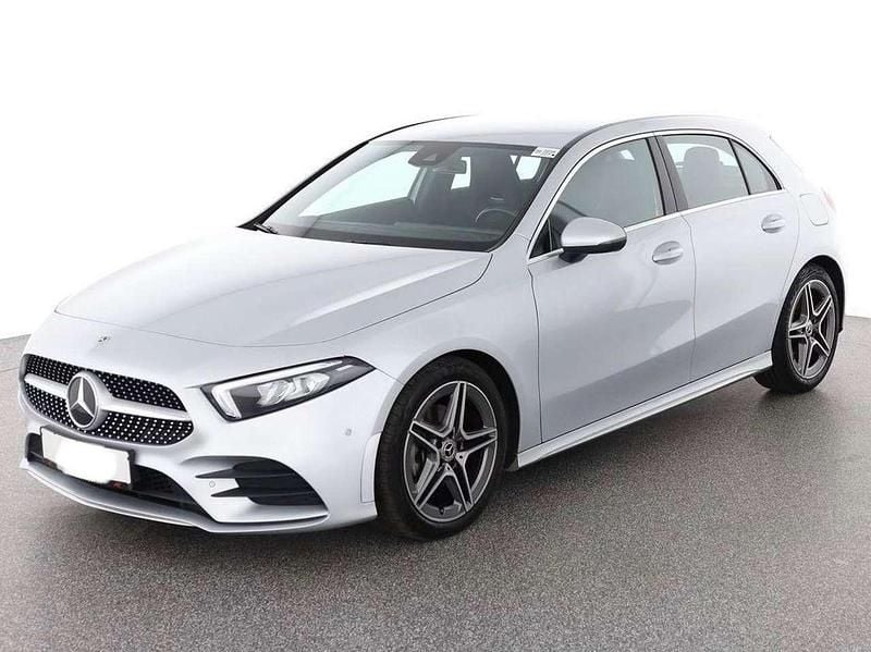 Argento Usata 2022 Mercedes A200 Premium Tre volumi | 27.500 € (Ottimo prezzo) - Immagine 1/4
