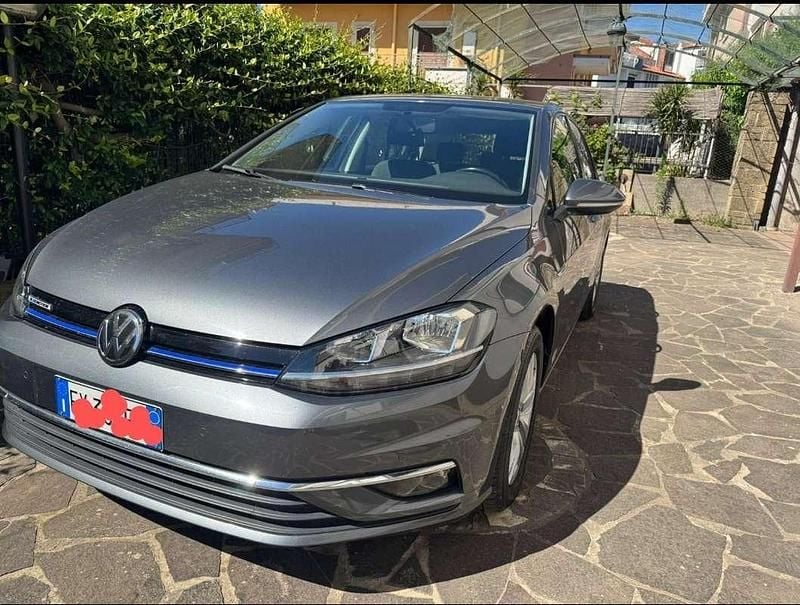Usata 2019 VW Golf VII Trendline Tre volumi | 10.800 € (Super prezzo) - Immagine 1/4