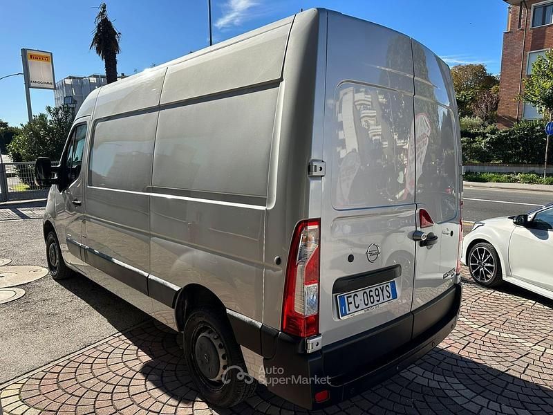 Usata Opel Movano 130 CV (95 kW) 2016 Grigio Furgone