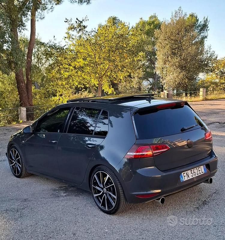 Usata VW Golf VII 110 CV (80 kW) 2018 Berlina
