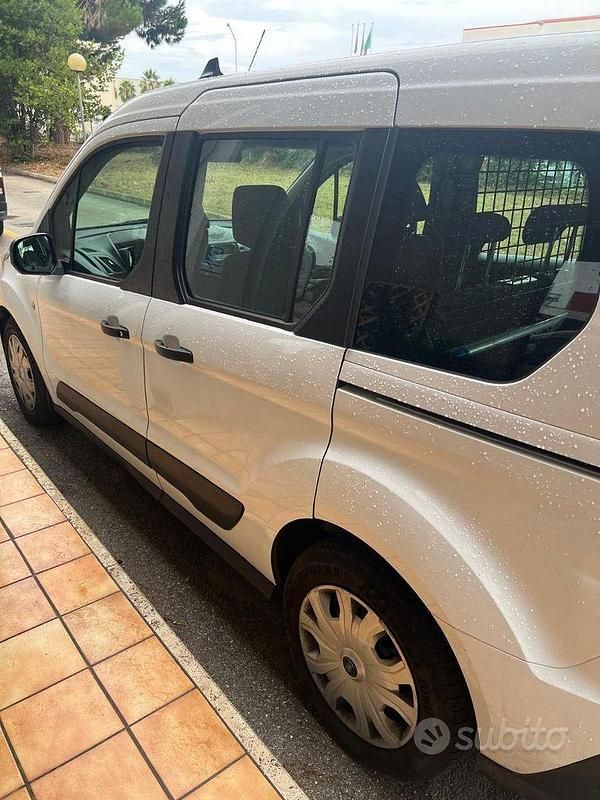 Usata Ford Transit Connect 120 CV (88 kW) 2021 Bianco Monovolume