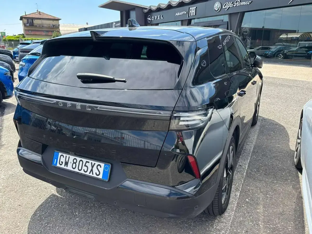 Usata Opel Grandland X 136 CV (100 kW) 2025 Nero SUV