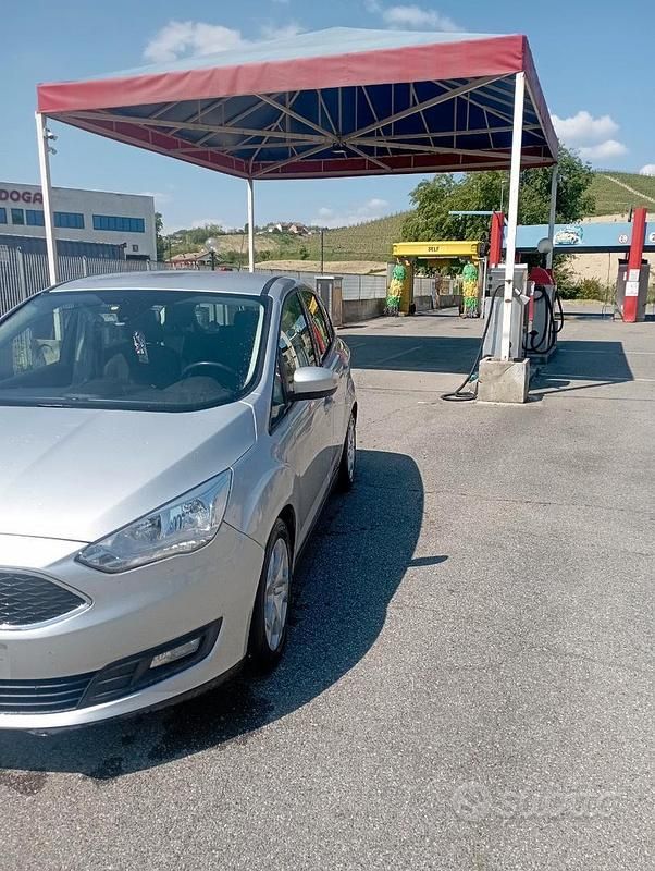 Usata Ford C-MAX Business Edition 95 CV (69 kW) 2017 Argento Monovolume