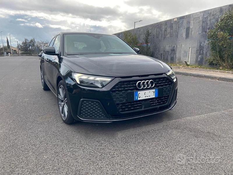 Usata Audi A1 Admired 110 CV (80 kW) 2022 Nero SUV
