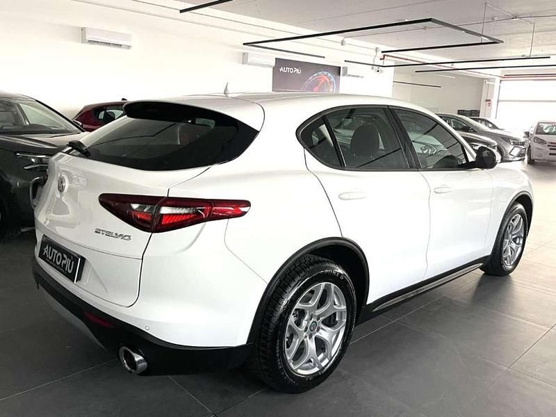 Usata Alfa Romeo Stelvio Super 160 CV (117 kW) 2020 Bianco SUV