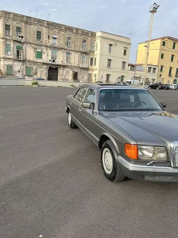 Usata Mercedes S500 231 CV (169 kW) 1981 Berlina