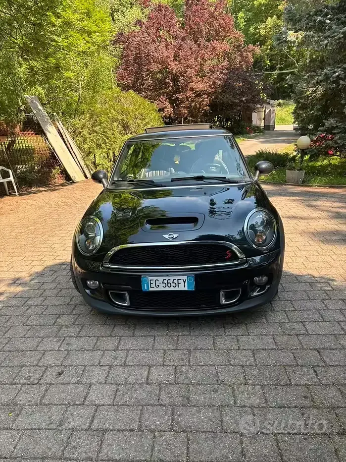 Usata Mini Cooper S 184 CV (135 kW) 2011 Nero Utilitaria