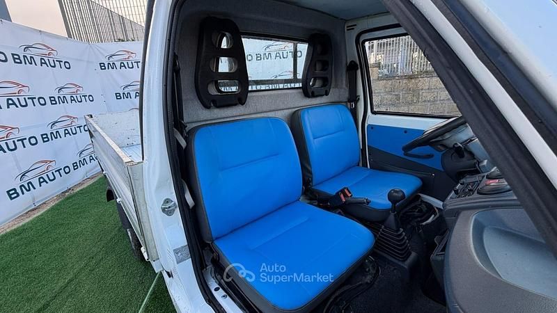 Usata Piaggio Porter 64 CV (47 kW) 2012 Bianco Berlina