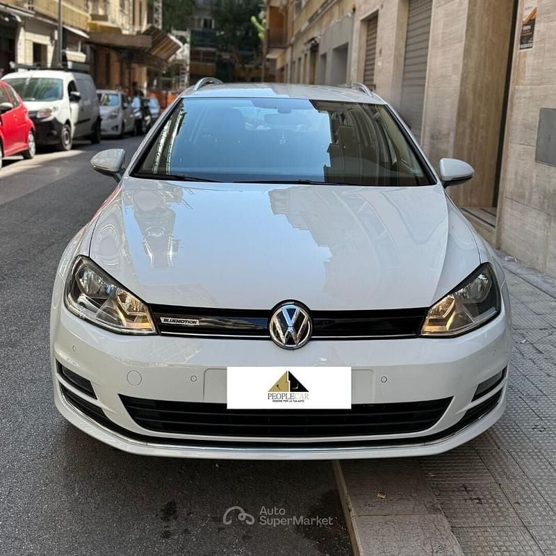 Usata VW Golf VII 110 CV (80 kW) 2017 Bianco Station wagon
