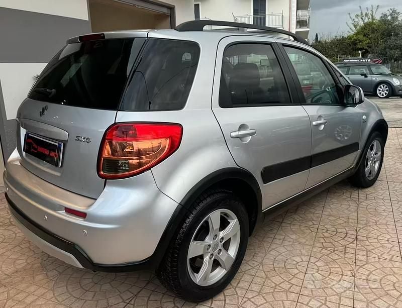 Usata Suzuki SX4 140 CV (102 kW) 2012 Grigio Station wagon