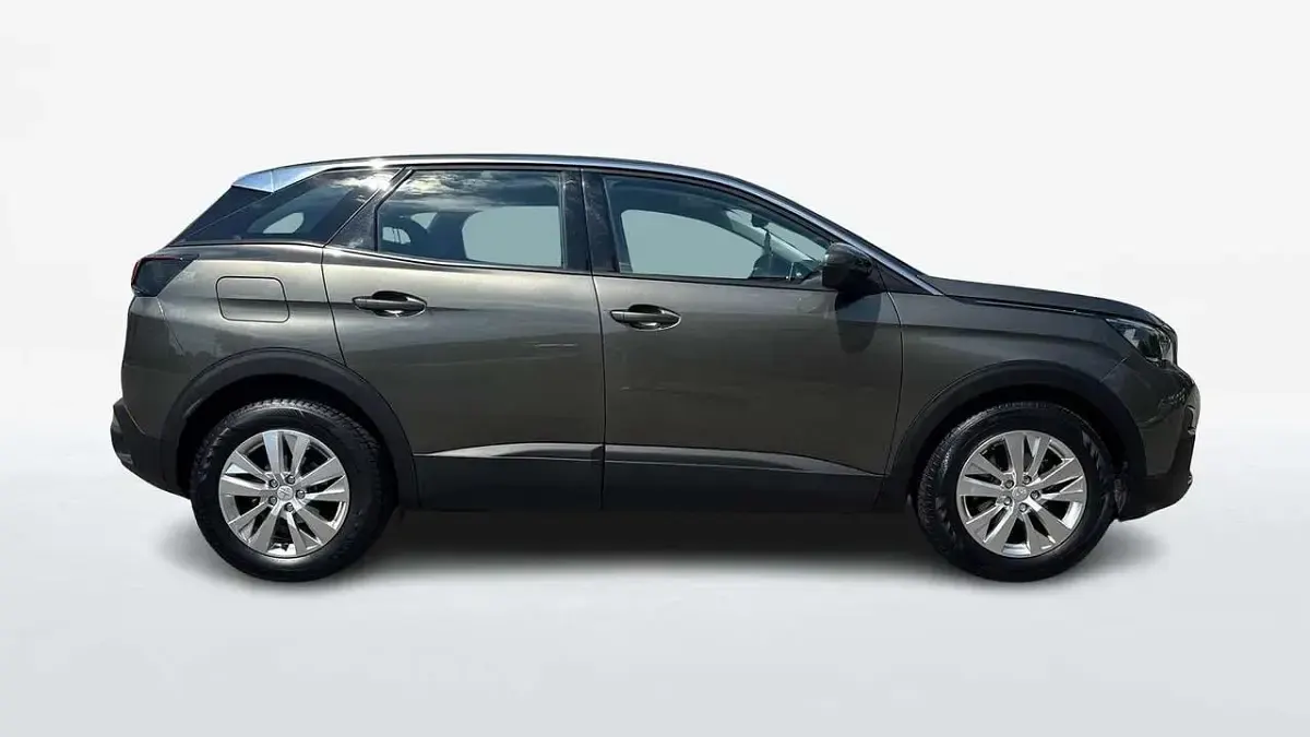 Usata Peugeot 3008 Active 131 CV (96 kW) 2017 Other SUV