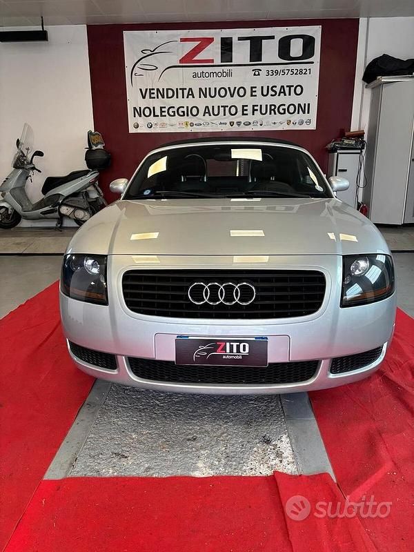 Usata Audi TT Roadster 179 CV (131 kW) 2003 Grigio Cabrio