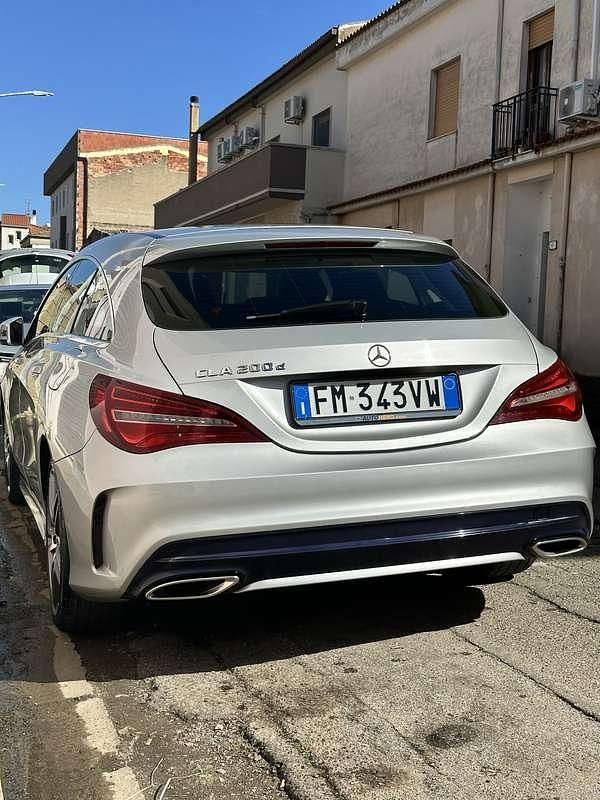 Usata Mercedes CLA200 Shooting Brake Premium 136 CV (100 kW) 2017 Station wagon