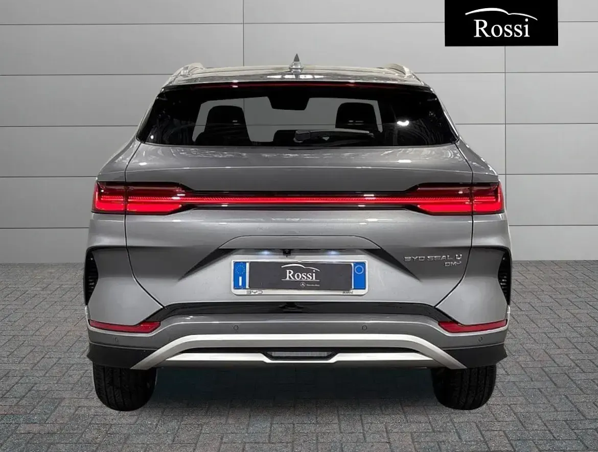 Usata BYD Seal U Boost 98 CV (72 kW) 2025 Grigio SUV