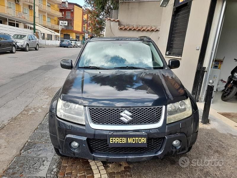 Usata Suzuki Grand Vitara 129 CV (94 kW) 2007 Nero SUV