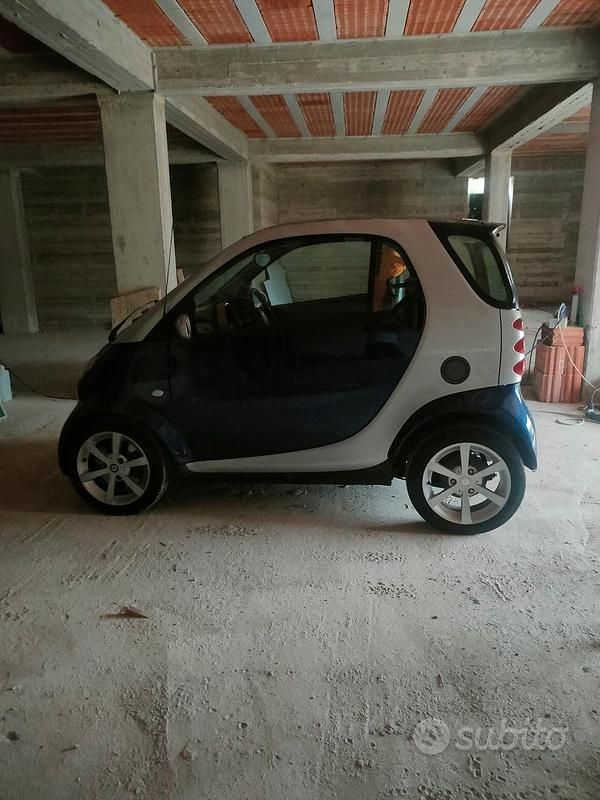 Blu Usata 2003 Smart ForFour Due volumi | 1800 € - Immagine 1/2