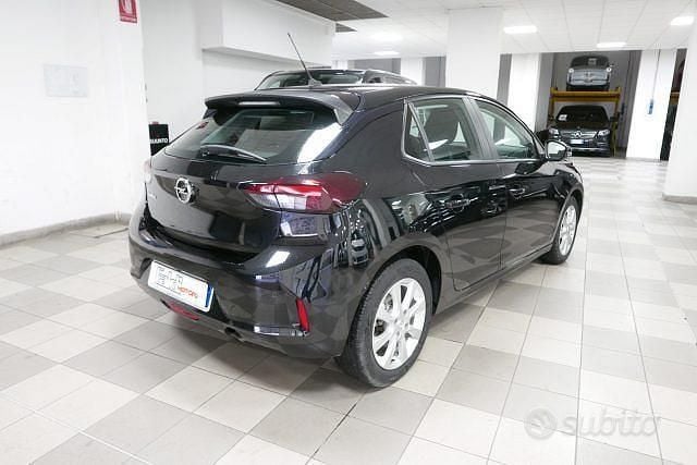 Usata Opel Corsa Edition 101 CV (74 kW) 2021 Nero Utilitaria