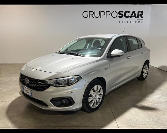 Usata Fiat Tipo Easy 120 CV (88 kW) 2018 Berlina
