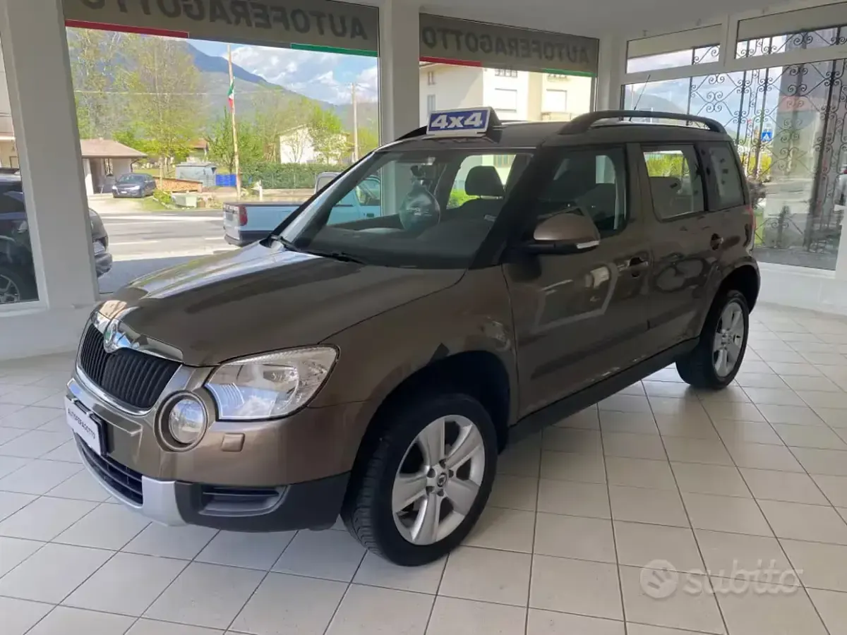 Usata Skoda Yeti Adventure 140 CV (102 kW) 2009 Marrone SUV