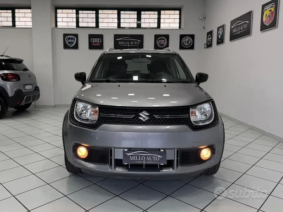 Usata Suzuki Ignis 90 CV (66 kW) 2019 Grigio SUV