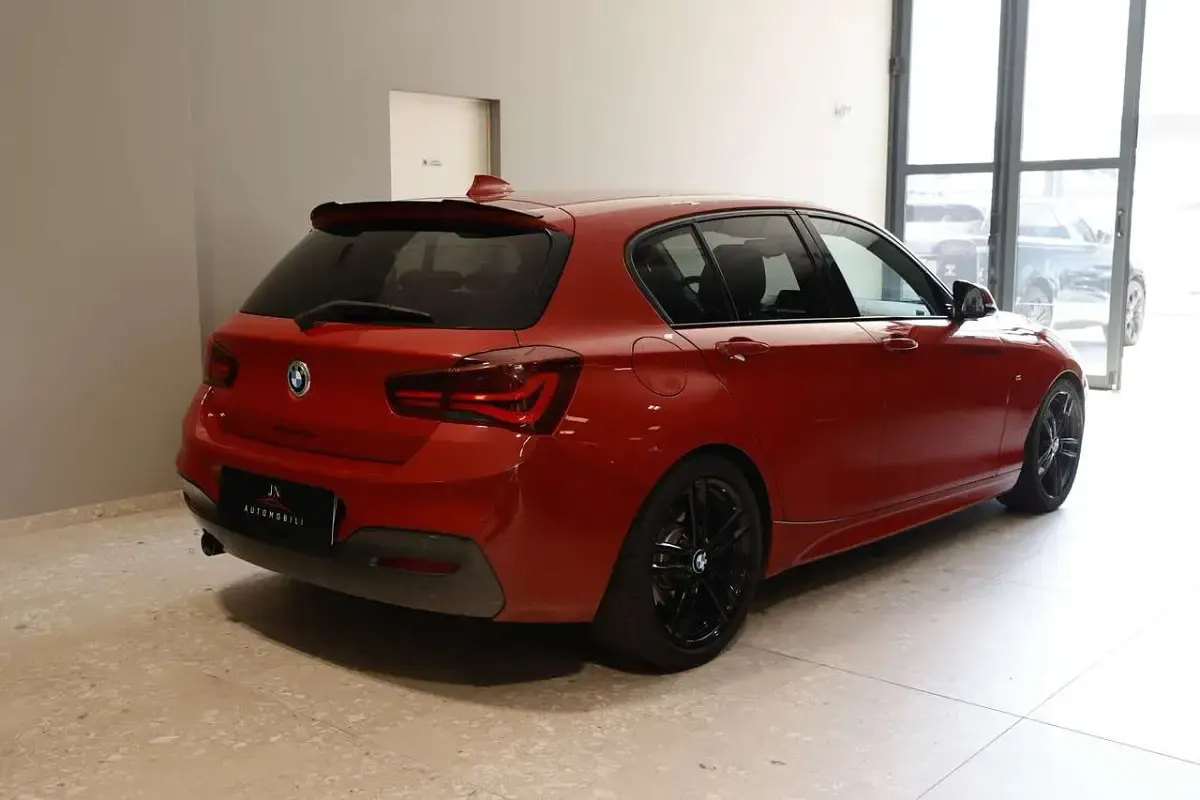 Usata BMW 118 Shadowline 136 CV (100 kW) 2018 Other Berlina