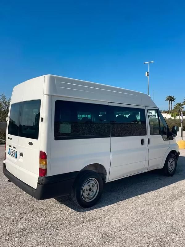 Usata Ford Transit 101 CV (74 kW) 2006 Bianco Monovolume