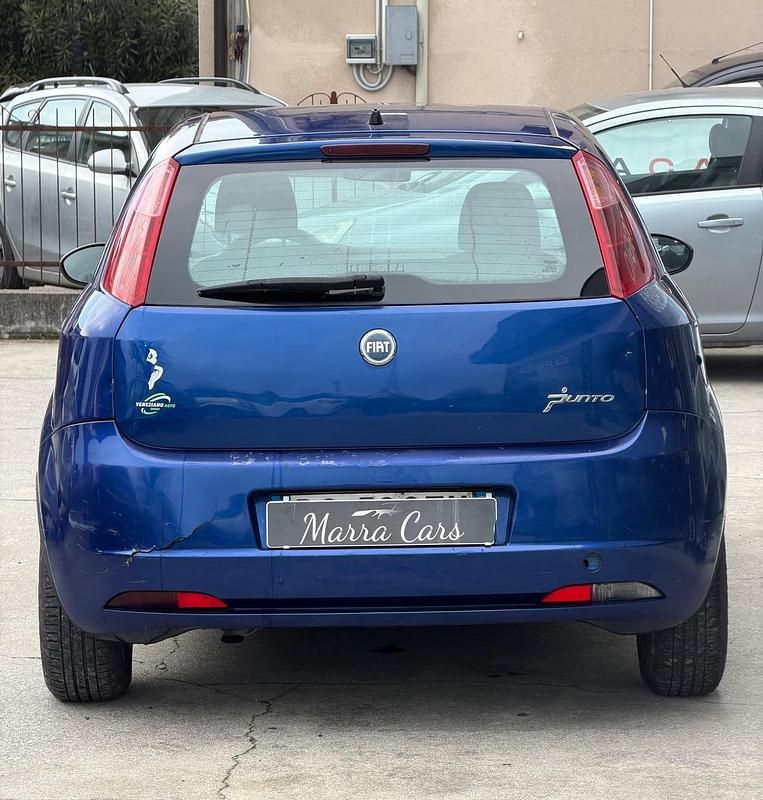 Usata Fiat Grande Punto 65 CV (47 kW) 2006 Blu Utilitaria
