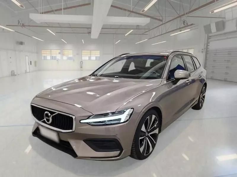 Grigio Usata 2021 Volvo V60 Business Edition Station wagon | 21.950 € (Buon prezzo) - Immagine 1/4