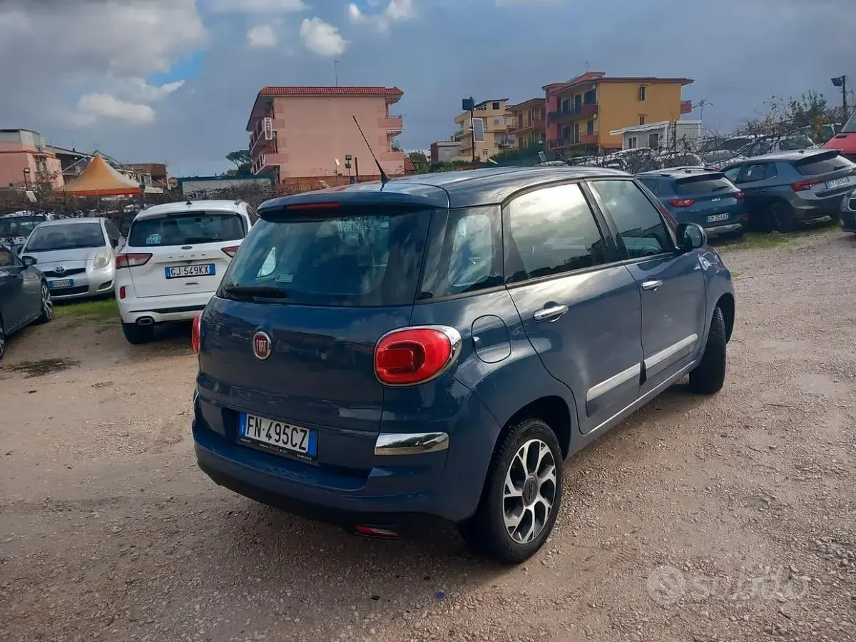 Usata Fiat 500L Lounge 80 CV (58 kW) 2018 Blu/azzurro Monovolume