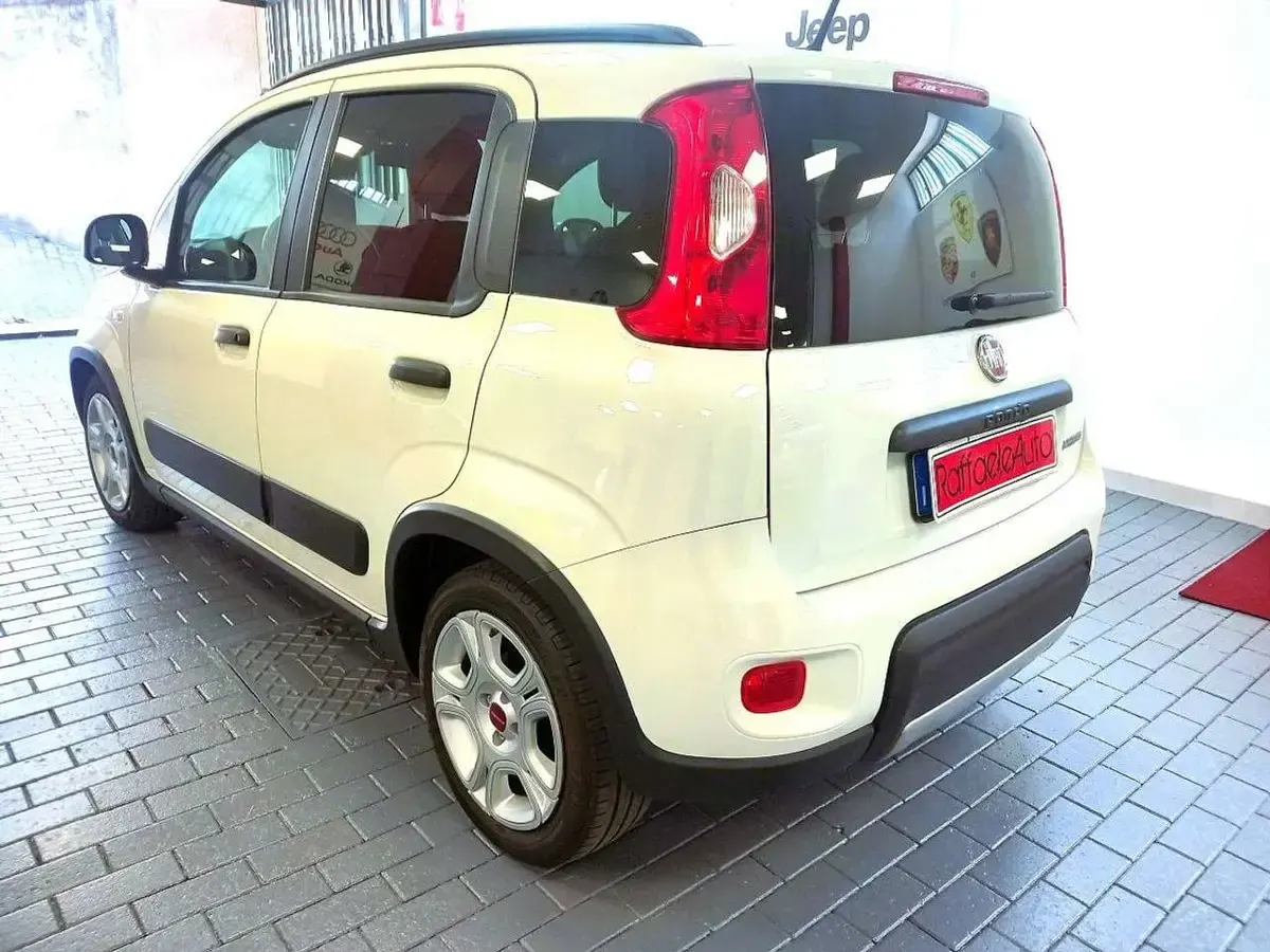 Usata Fiat Panda City Life 69 CV (50 kW) 2023 Bianco Utilitaria