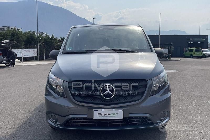 Occasion Mercedes V200 Executive 136 ch (100 kW) 2018 Gris Monospace
