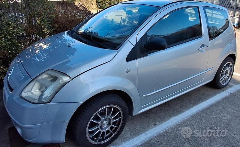 Usata 2004 Citroën C2 Due volumi | 1500 € - Immagine 1/4