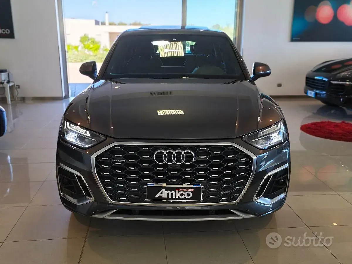 Usata Audi Q5 Sportback S-Line 204 CV (150 kW) 2022 Grigio SUV
