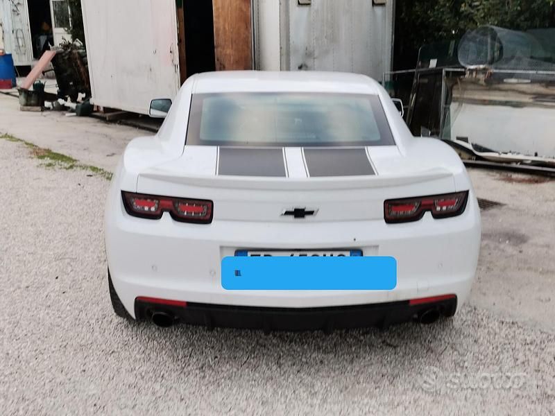 Usata Chevrolet Camaro 405 CV (297 kW) 2013 Bianco Coupé