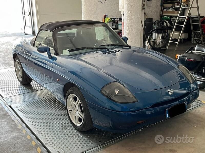 Usata Fiat Barchetta 130 CV (95 kW) 1999 Blu Cabrio