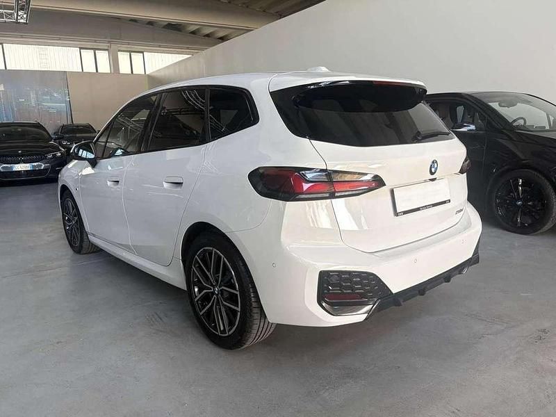 Usata BMW 218 Active Tourer M Sport 150 CV (110 kW) 2024 Bianco Monovolume