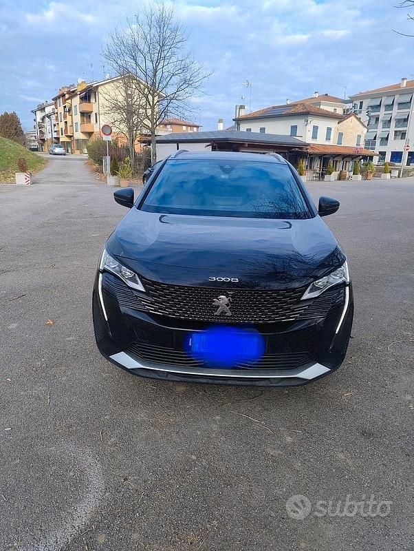 Usata Peugeot 3008 131 CV (96 kW) 2020 Nero SUV