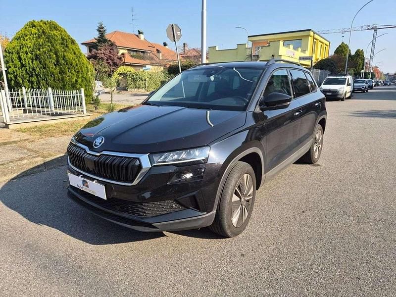 Nero Usata 2022 Skoda Karoq Executive SUV | 20.900 € (Ottimo prezzo) - Immagine 1/4