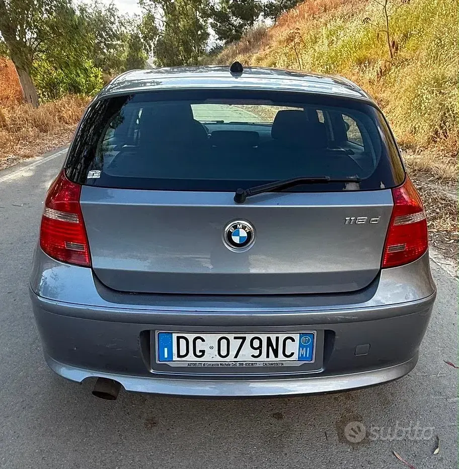 Usata BMW 118 143 CV (105 kW) 2007 Bluazzurro Utilitaria