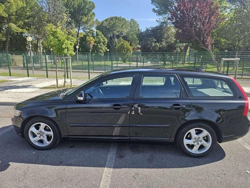 Usata Volvo V50 114 CV (83 kW) 2012 Nero Station wagon