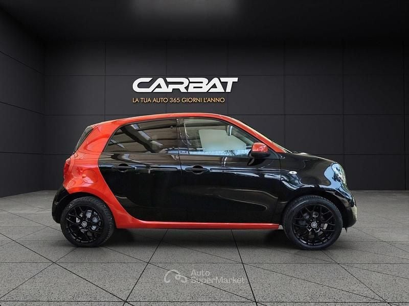 Usata Smart ForFour Passion 90 CV (66 kW) 2016 Nero(met.) Utilitaria