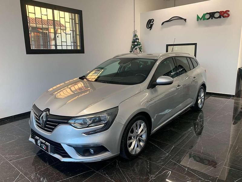 Usata Renault Mégane GrandTour Bose Edition 110 CV (80 kW) 2017 Argento Station wagon