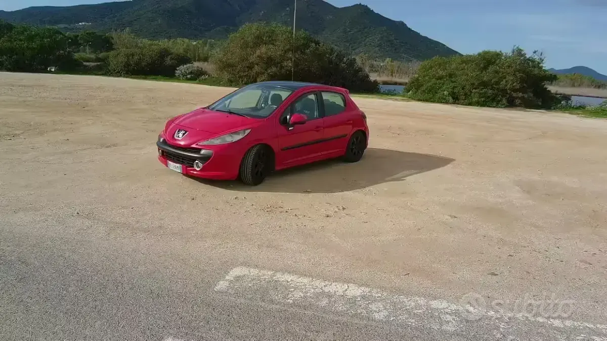 Usata Peugeot 207 90 CV (66 kW) 2007 Rosso Berlina