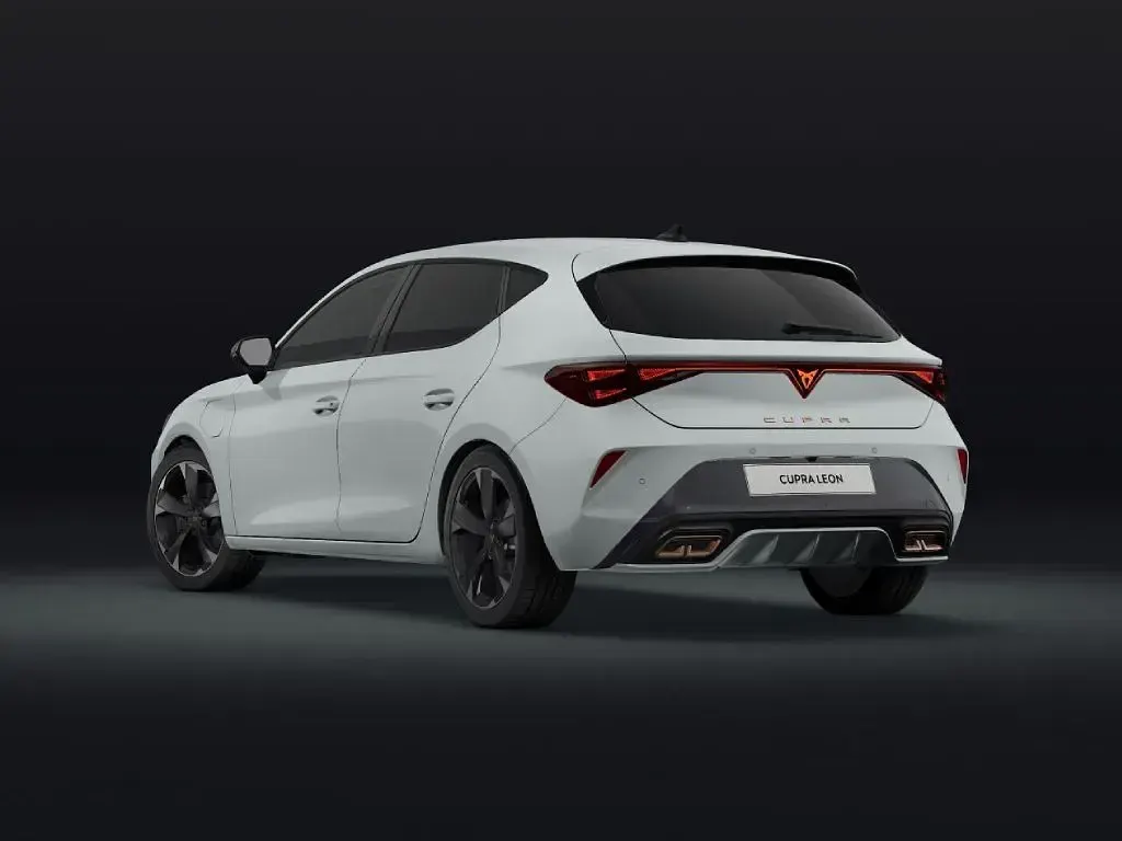 Nuova Cupra Leon 150 CV (110 kW) 2026 Bianco nevada Berlina