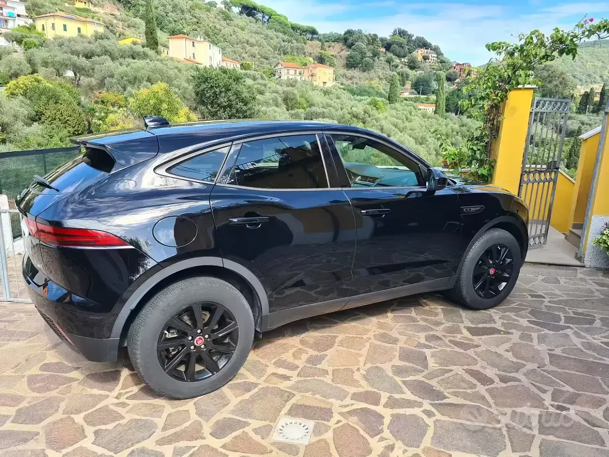 Usata Jaguar E-Pace S 200 CV (147 kW) 2018 Nero SUV