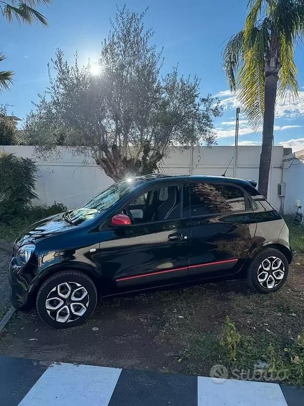 Usata Renault Twingo SE 69 CV (50 kW) 2015 Nero Utilitaria