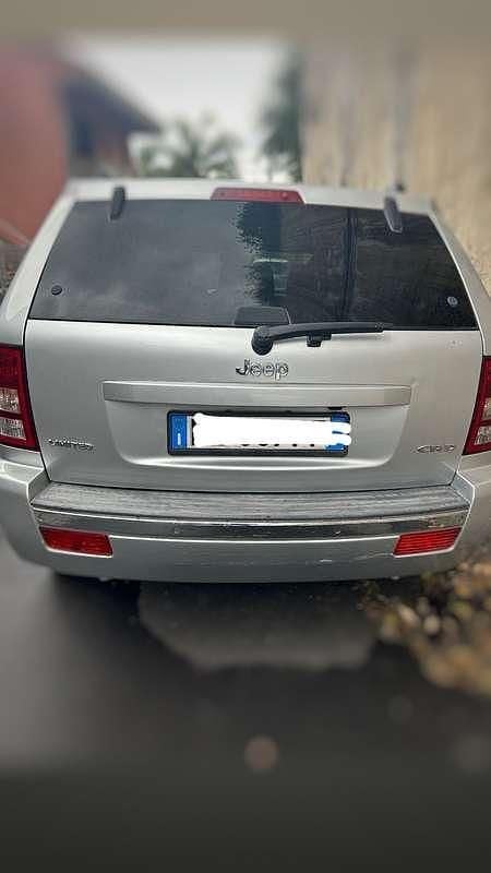 Usata Jeep Grand Cherokee Limited 218 CV (160 kW) 2007 Grigio SUV
