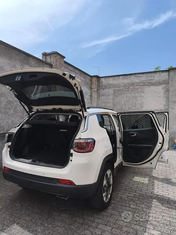 Usata Jeep Compass 140 CV (102 kW) 2018 Bianco SUV