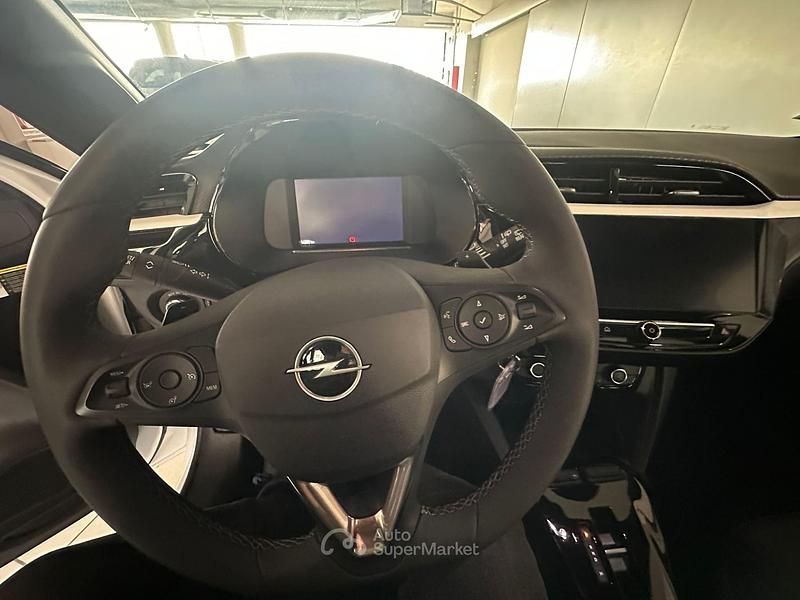 Usata Opel Corsa 101 CV (74 kW) 2025 Bianco Utilitaria