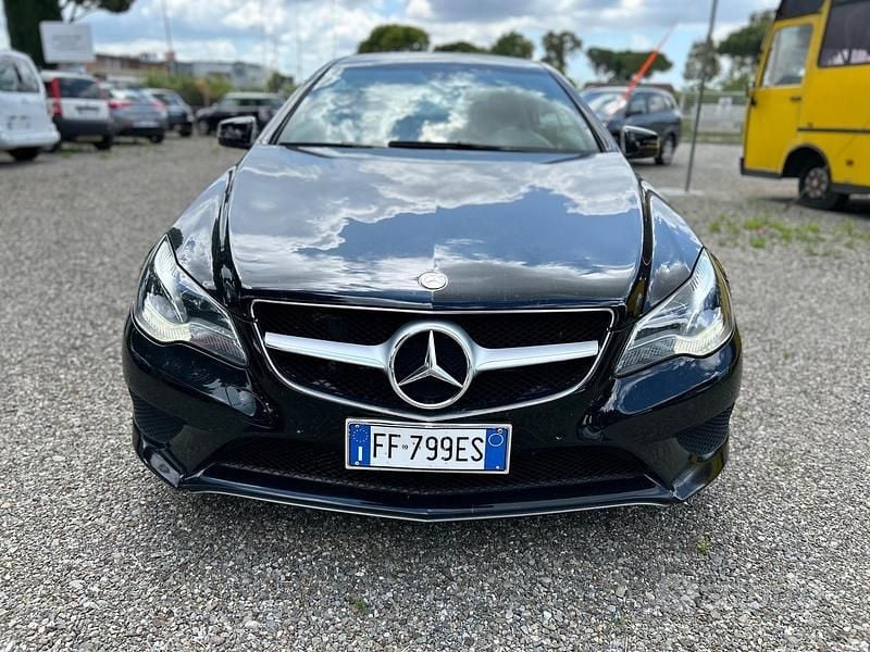 Usata Mercedes E220 170 CV (125 kW) 2016 Nero Coupé
